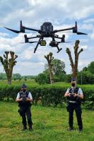 Pilotes et drone d'observation avancée